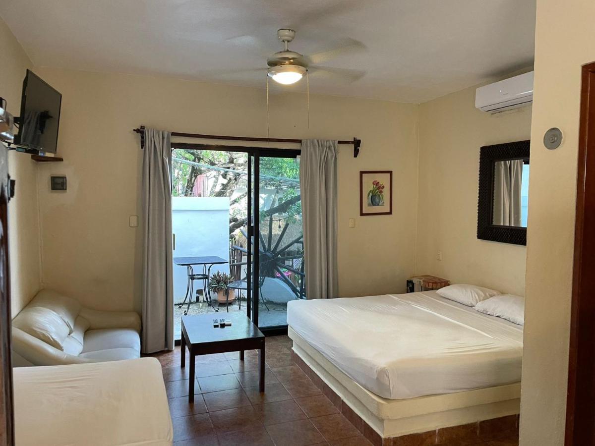 Moonshine Hotel Playa del Carmen Kültér fotó