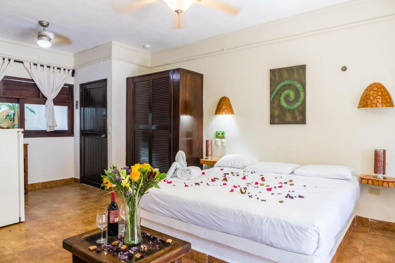 Moonshine Hotel Playa del Carmen Kültér fotó